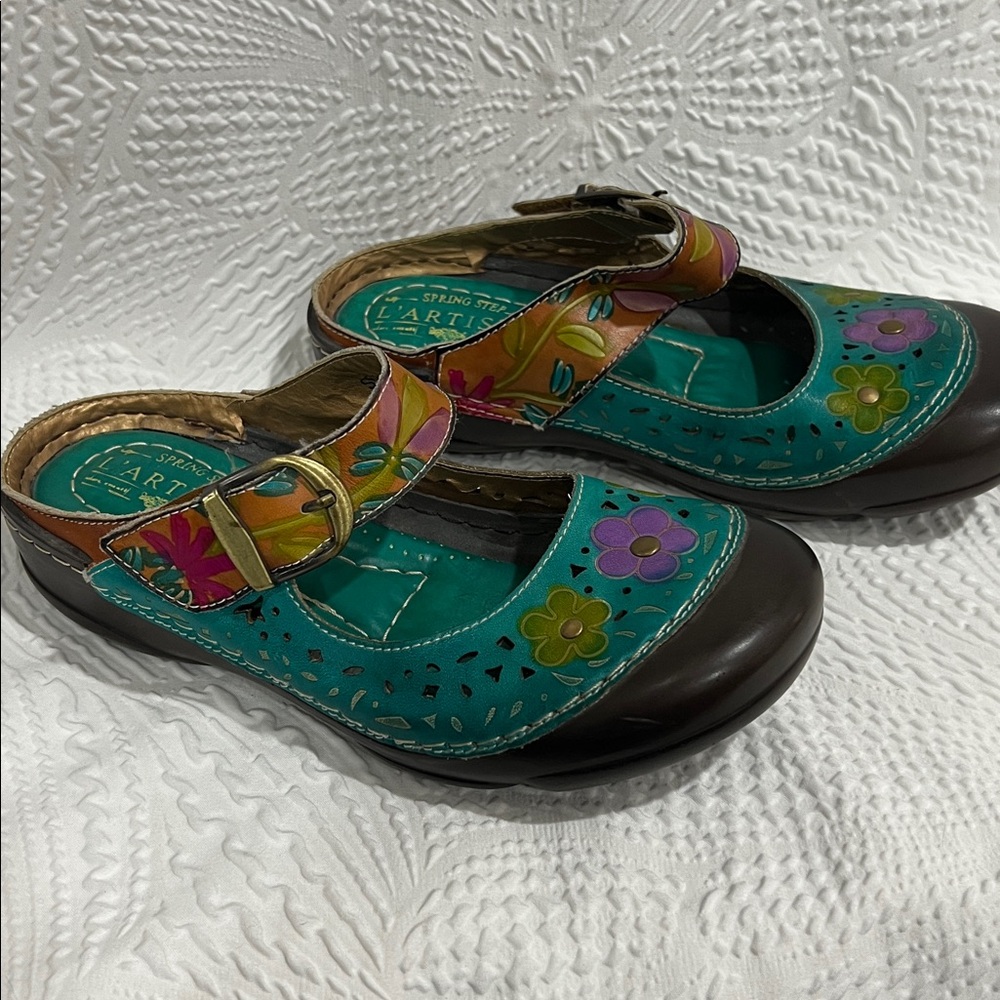 L’Artiste Spring Step Flochino Floral Strap Clogs - Picture 4 of 9